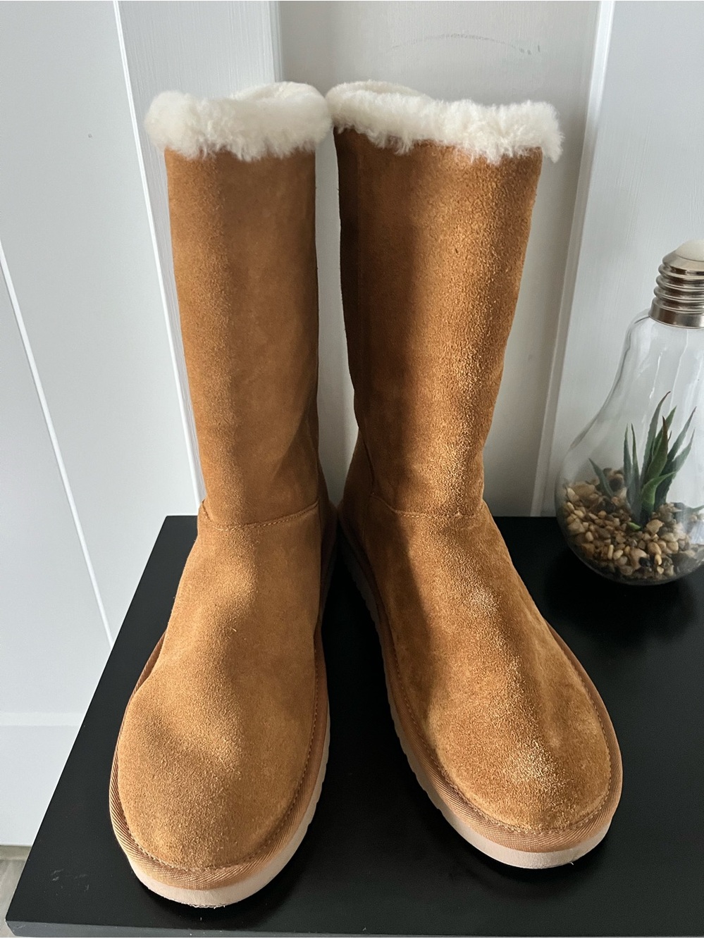 Koolaburra by Ugg Chestnut Suede Shearling-Lined Mid-Calf Boots Sz 9